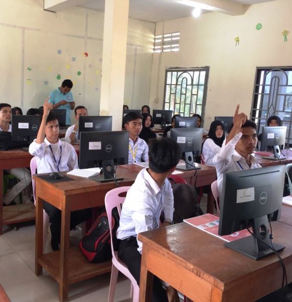 Kambodscha – Neunter Computer- und Englischkurs 2018-19