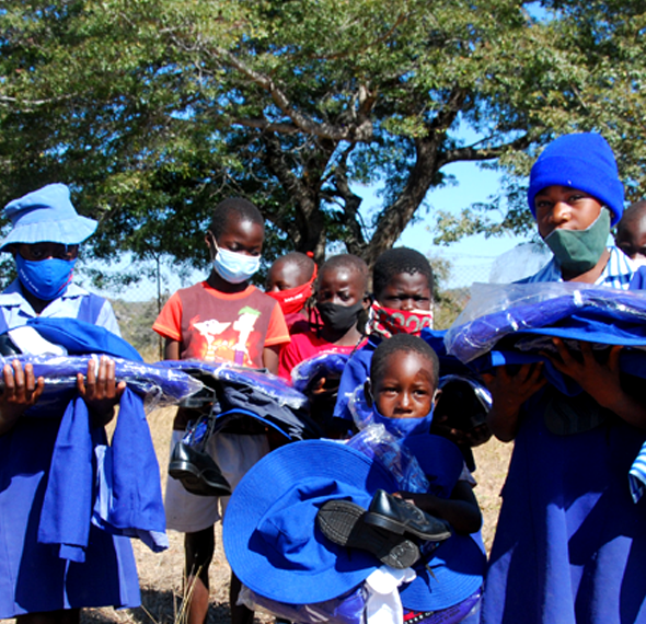 Simbabwe – Winterkleidung für Waisen in Chikomba 2021