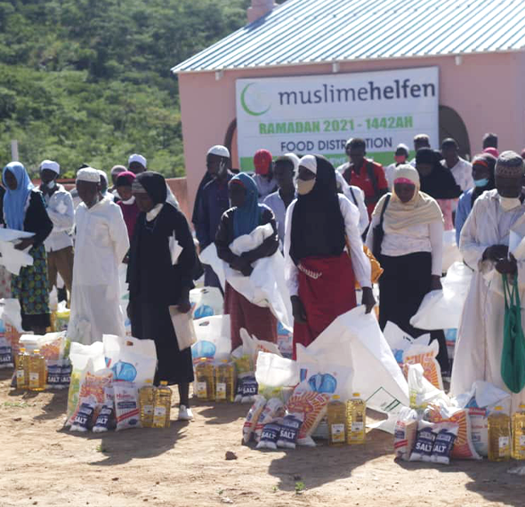 Bei der Verteilung von Lebensmittelpakete im Ramadan konnten 769 bedürftige Familien berücksichtigt werden