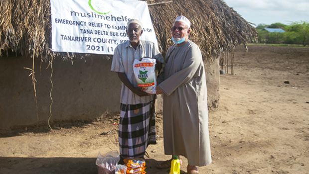 Kenia: Über die dritte Hungerhilfe haben 1336 von Dürre betroffener Familien Lebensmittel erhalten