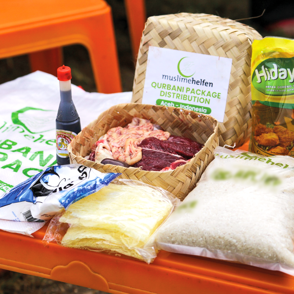 Lebensmittelpaket f�r Bed�rftige in Aceh_web-Kurban_2022