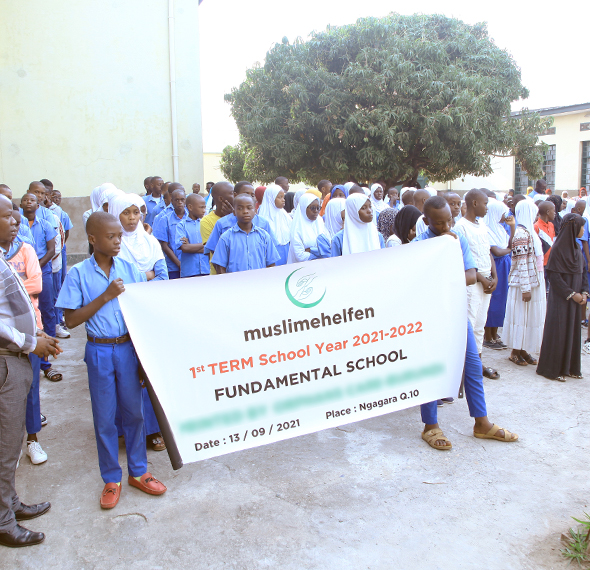Zum ersten Schulhalbjahr besuchen 201 Kinder die Muslime Helfen Grundschule